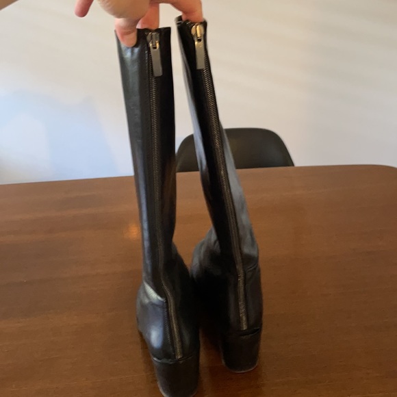 Stellemonde Black Leather Boots - Picture 2 of 3